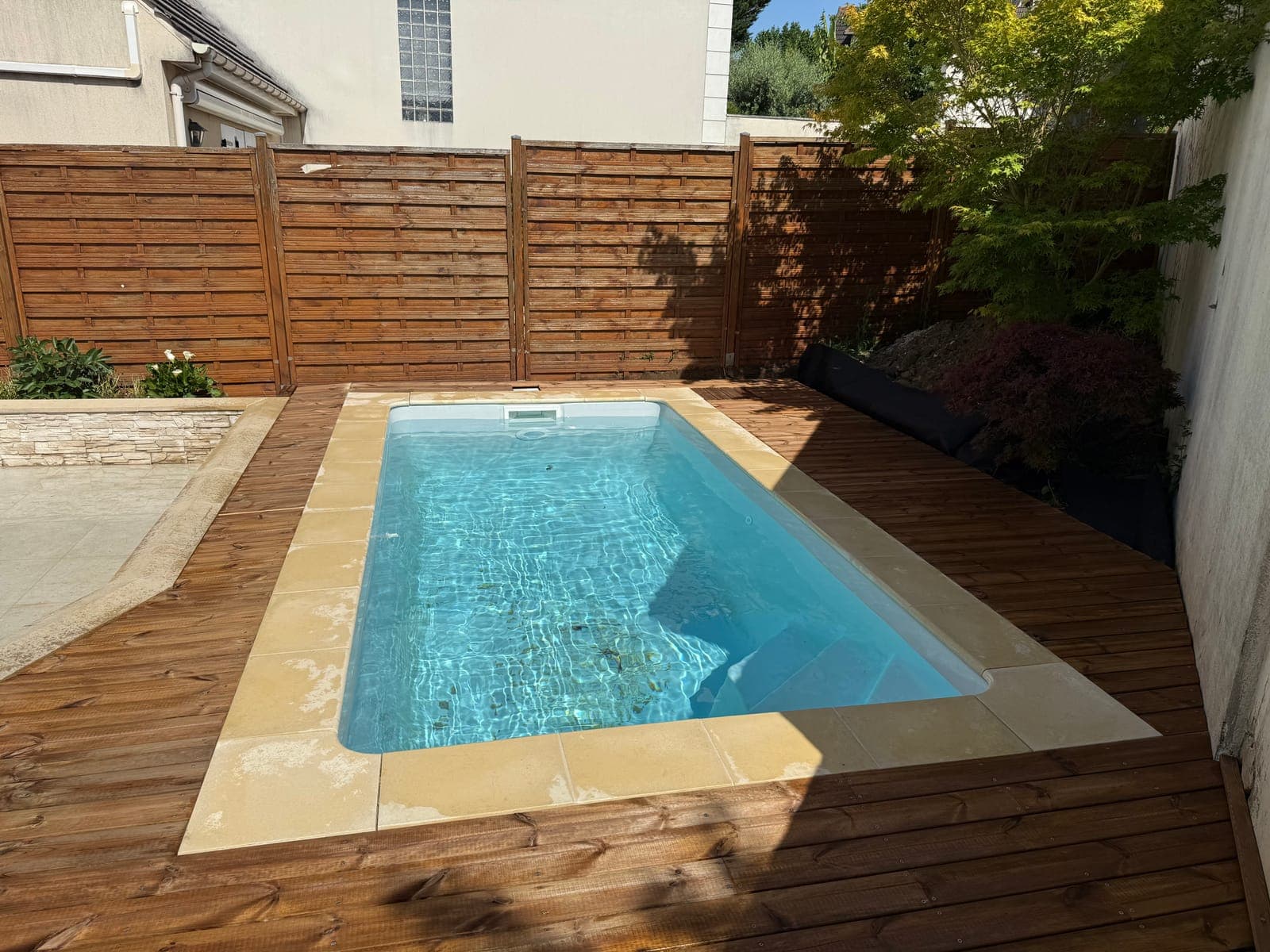 Mini-piscine & dallage travertin